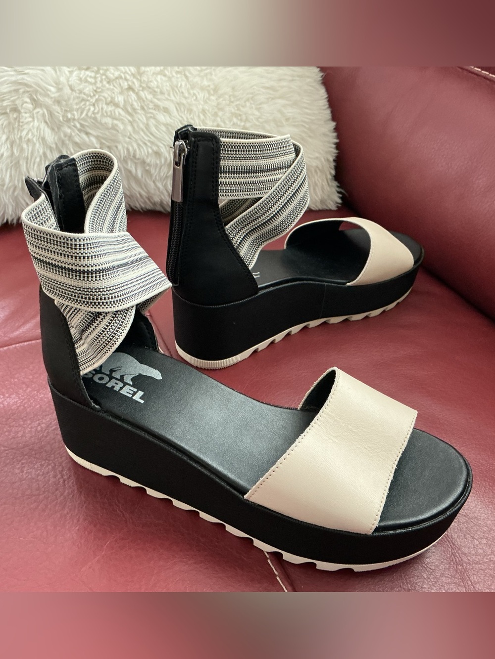 Sorel Cameron Platform Ankle-Wrap Sandals in Size 8 - Picture 2 of 7